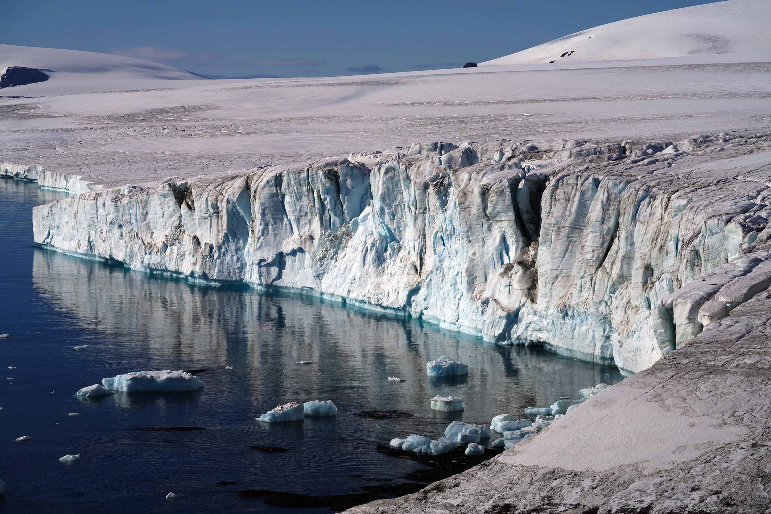 Brown Bluff, formation volcanique à la pointe nord de l'Antartique