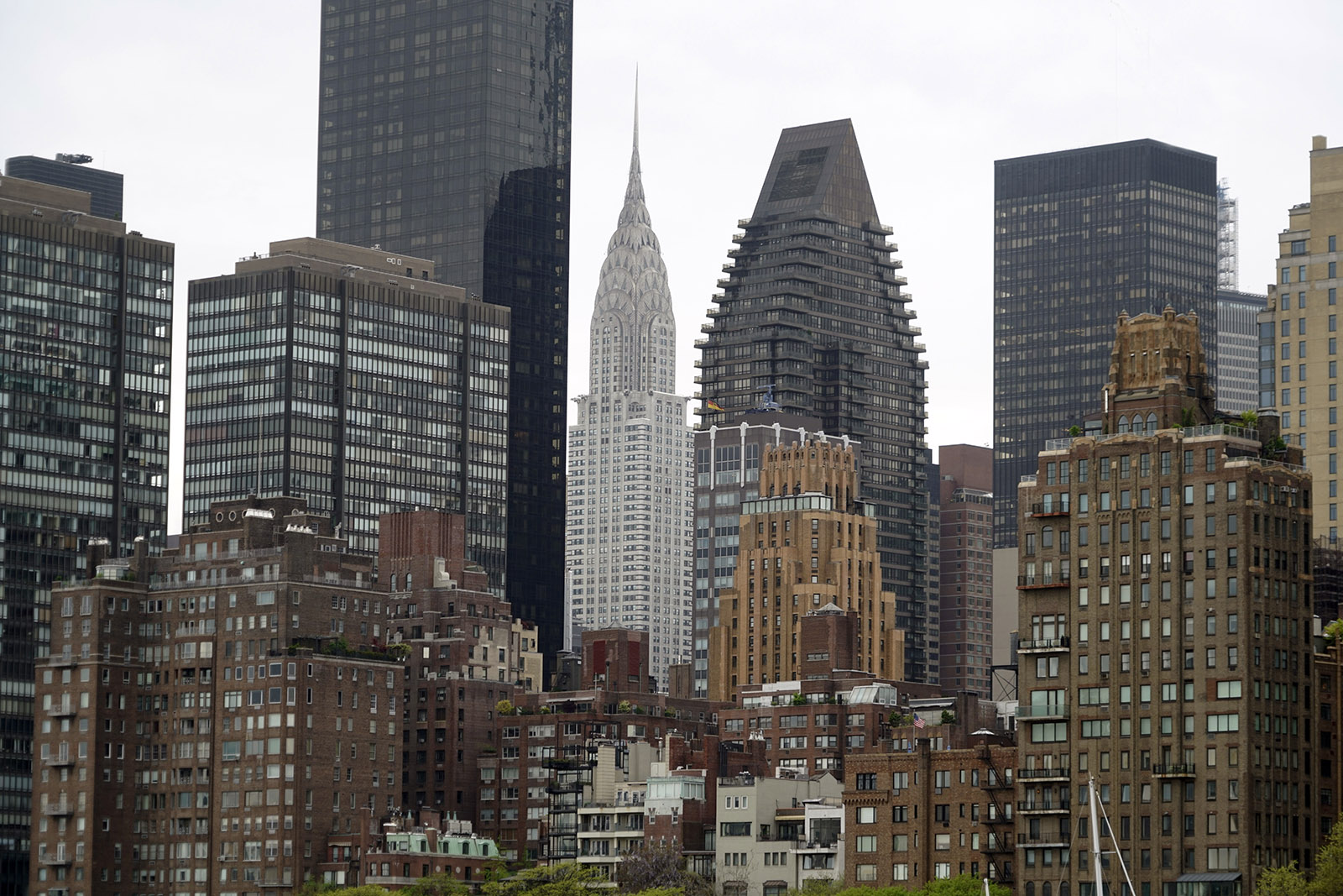 NY 0519 944